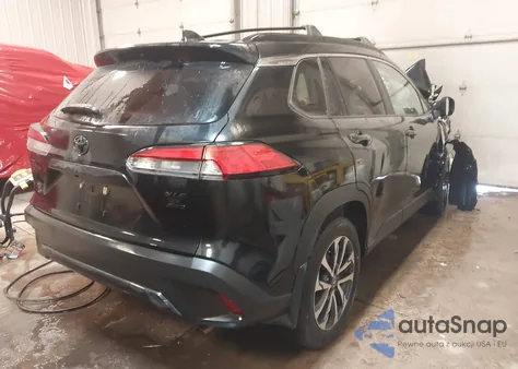 2025 Toyota Corolla Cross Xle z USA, uszkodzony, nr VIN 7MUDAABG6SV141868